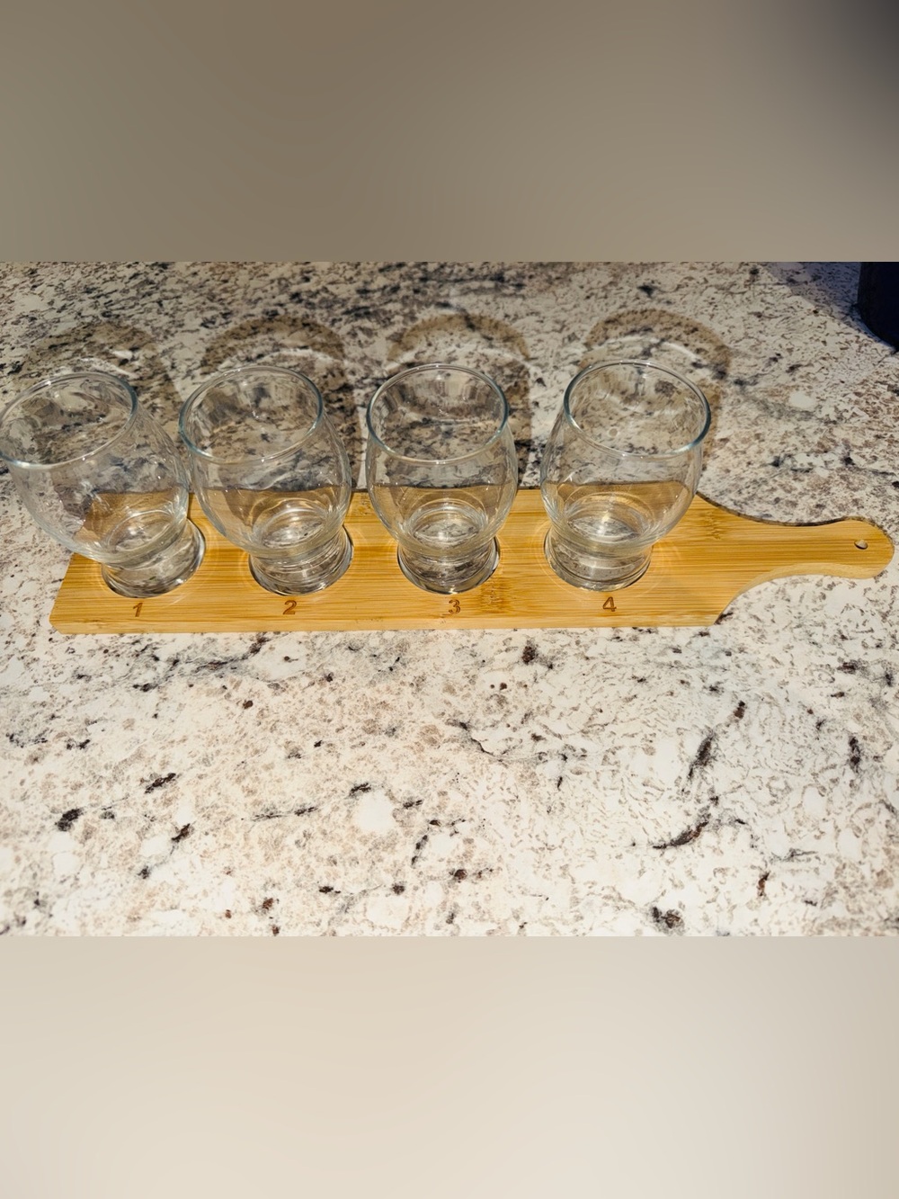 Bamboo Flight Paddle with 4 Glasses - Natural Wood